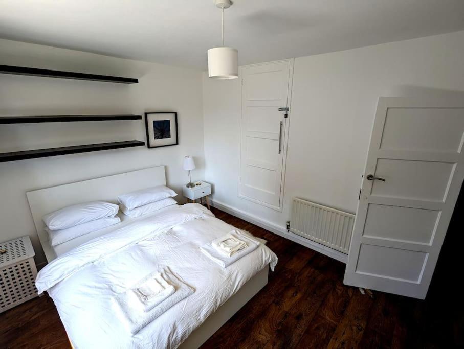 Charming 2-Bed Garden Flat Apartment London Exterior photo