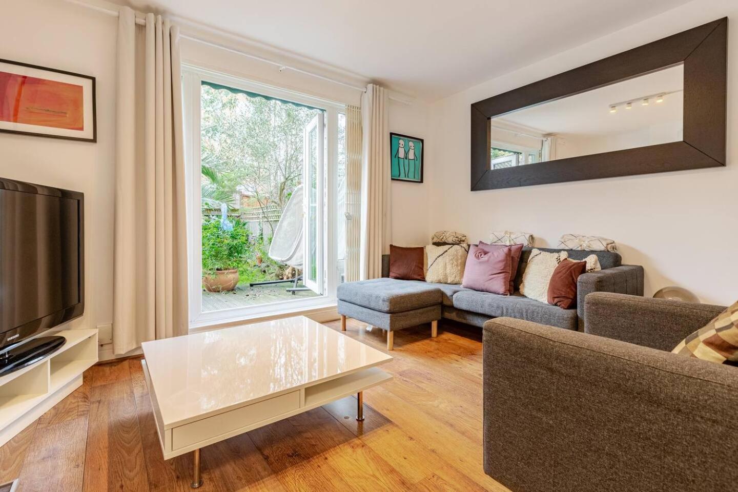 Charming 2-Bed Garden Flat Apartment London Exterior photo