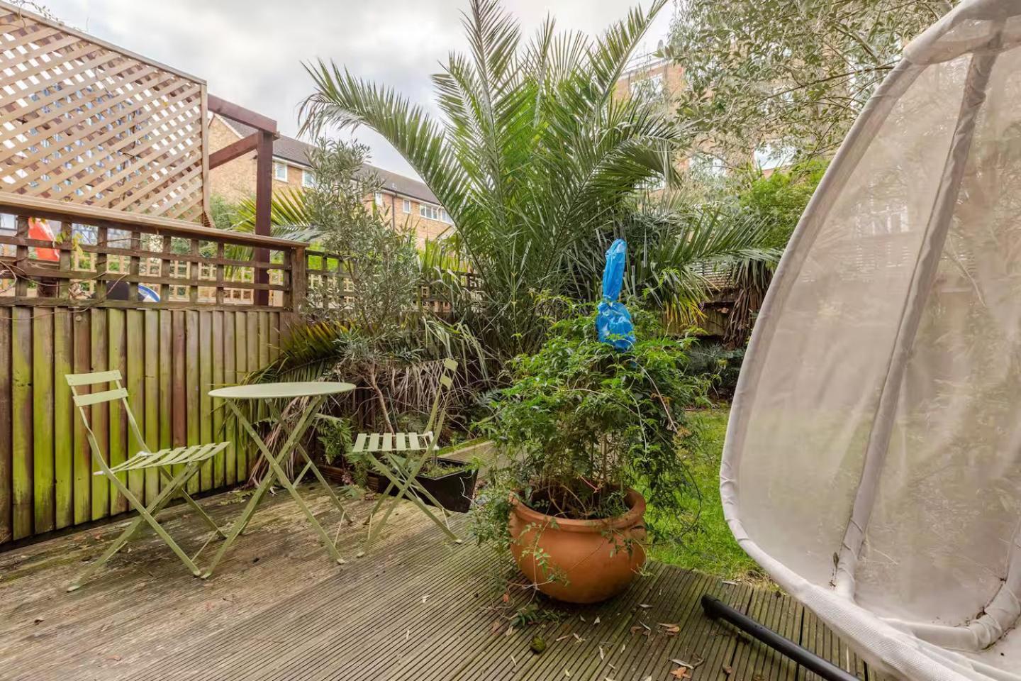 Charming 2-Bed Garden Flat Apartment London Exterior photo